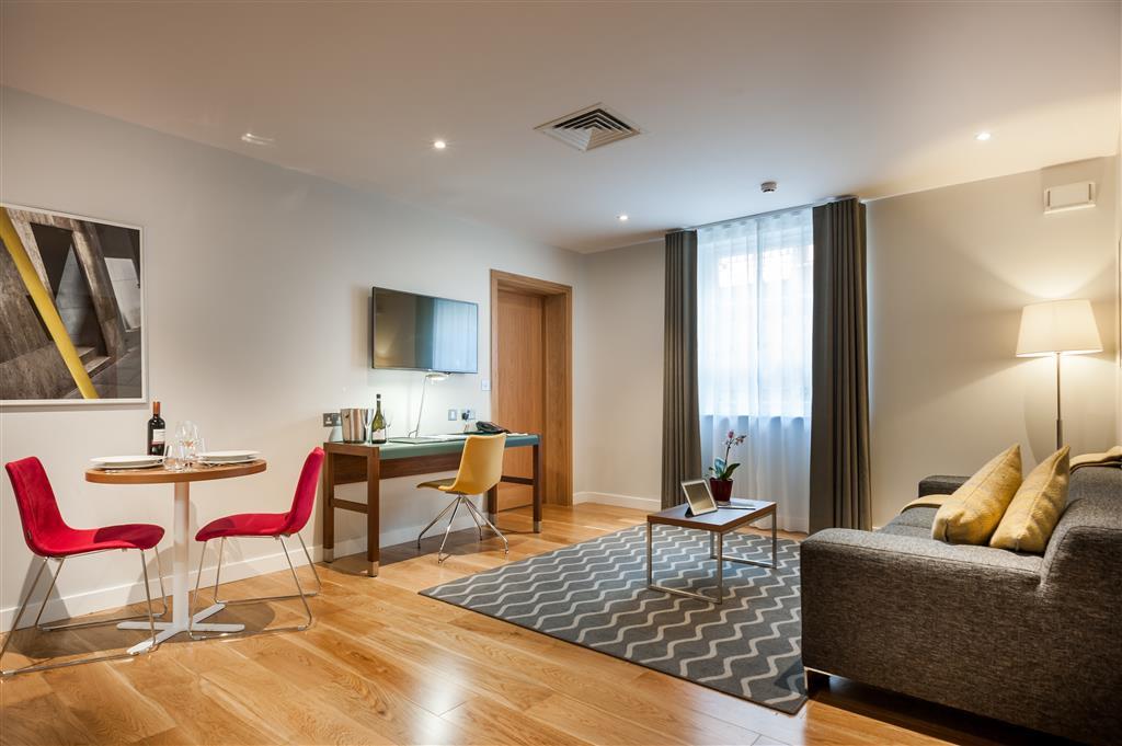 Premier Suites Dublin Room photo